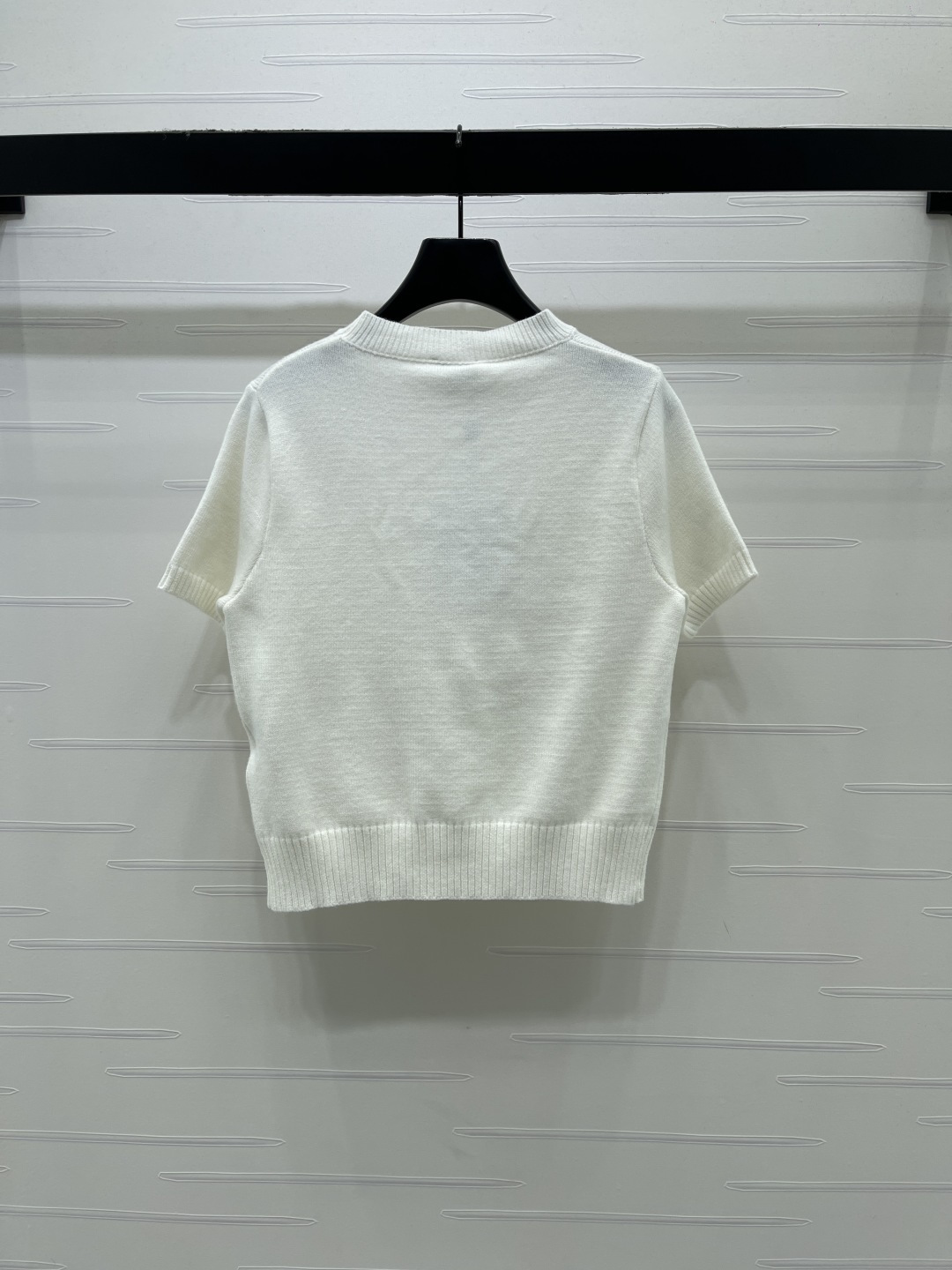 Women's short sleeves